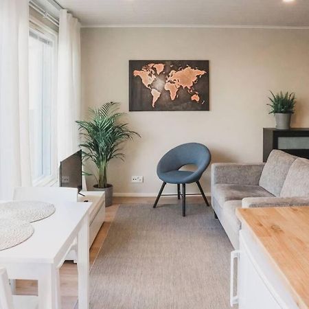Stylish New Studio Apartment Turku Bagian luar foto