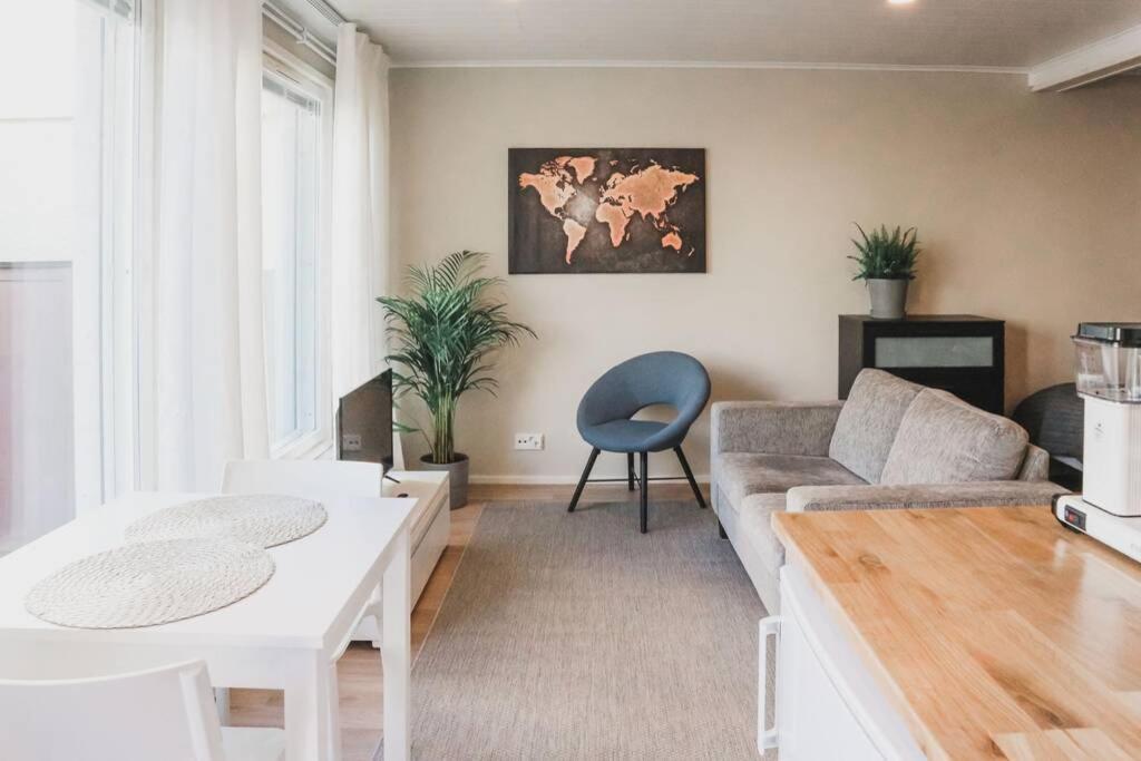 Stylish New Studio Apartment Turku Bagian luar foto